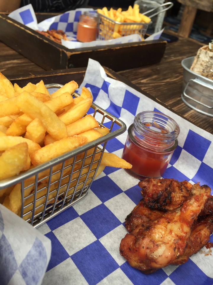 ACAC15F2-1164-4D46-ACAC-804D974034E1