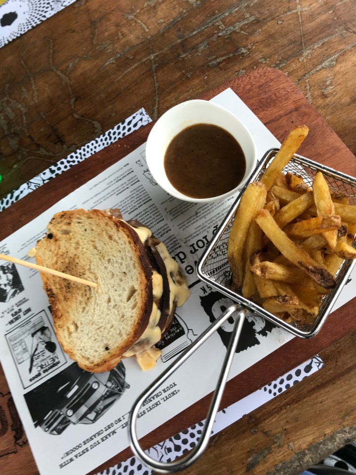 1963E998-26FD-43C6-8E37-0A3230B5D97C