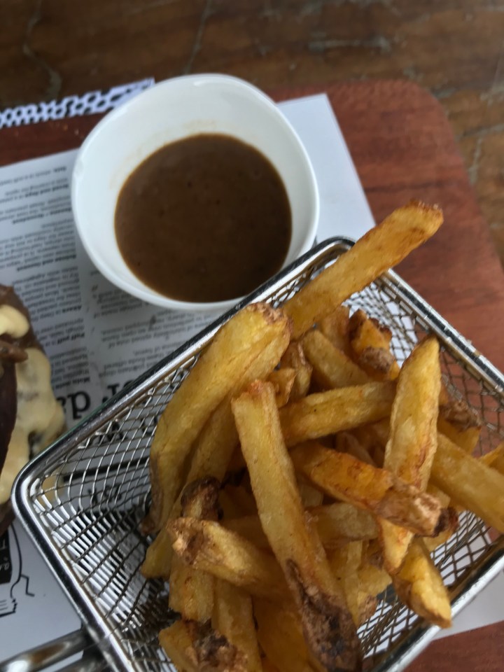 7E4CB7ED-CDDE-4E6A-9067-940538BB3A7E